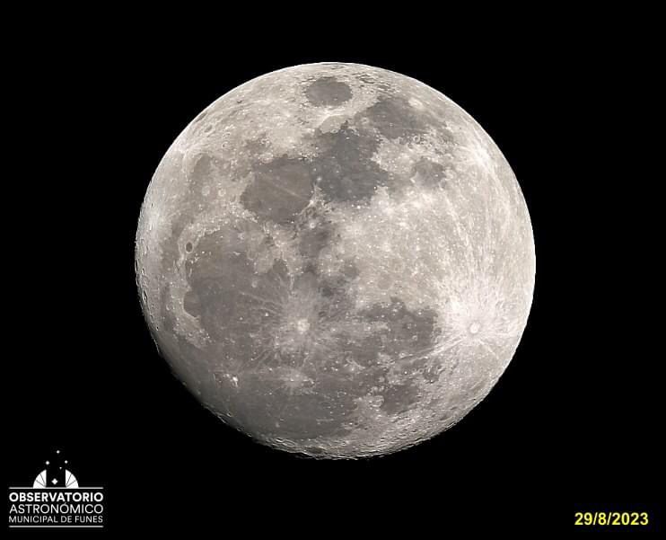 Superluna Azul: la espectacular imagen que captó el Observatorio Municipal de Funes